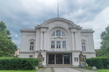 Torun, Polonya - 26 Temmuz 2021 Wilam Horzyca Tiyatrosu.