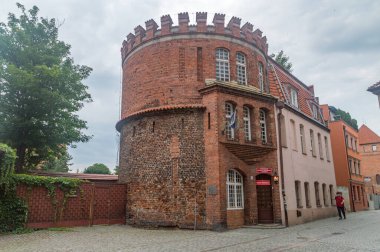 Torun, Polonya - 26 Temmuz 2021: Torun 'daki Nicolaus Kopernik Üniversitesi Psikoloji Enstitüsü.