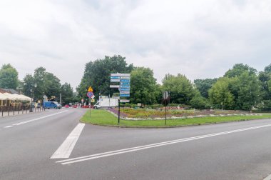 Ciechocinek, Polonya - 26 Temmuz 2021: Ciechocinek Meydanı.
