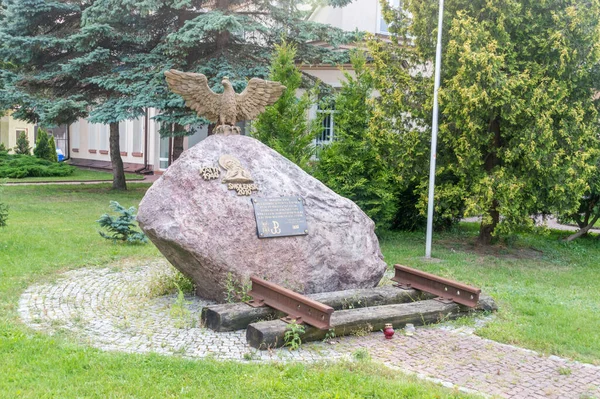2021年7月26日 在这场战役中牺牲的波兰自由和主权战士纪念碑被送往东部 成为恐怖的牺牲品 — 图库照片