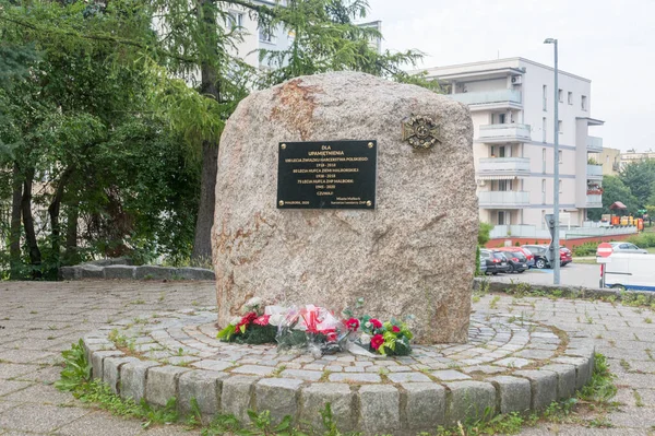 Malbork Polonia Julio 2021 Piedra Que Conmemora Centenario Asociación Polaca — Foto de Stock