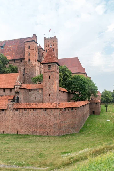 Vysoký Hrad Teutonského Řádu Zamračený Den Polském Malborku Hrad Malbork — Stock fotografie