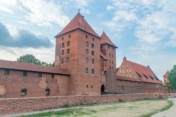 马尔堡条顿骑士团波德斯塔罗辛斯卡塔 马尔堡城堡是世界上陆地面积最大的城堡 — 图库照片