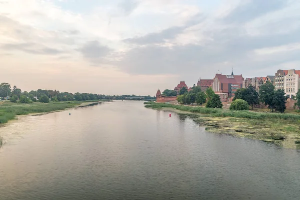Polonya Nın Malbork Şehrinde Gün Batımında Nogat Nehri — Stok fotoğraf