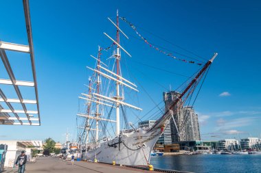 Gdynia, Polonya - 1 Ağustos 2021 Dar Pomorza gemisi. Dar Pomorza bir müze gemisi olarak korunmuş Pomerania 'nın bir hediyesi..