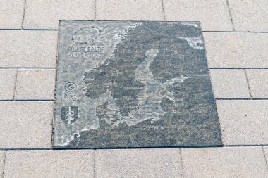 Gdynia, Polonya - 1 Ağustos 2021: Baltık Denizi Haritası Yolcu Yolcuları Yolu Gdynia 'da.