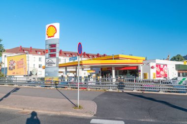 Turku, Finlandiya - 4 Ağustos 2021: Finlandiya 'da deniz kabuğu dolum istasyonu.