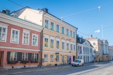 Helsinki, Finlandiya - 5 Ağustos 2021: Helsinki Şehir Müzesi (Helsingin kaupunginmuseo)).