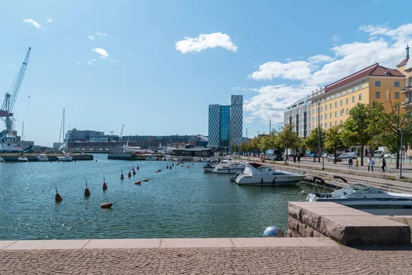 Helsingfors Finland August 2021 Hietalahti Bassenget – stockfoto