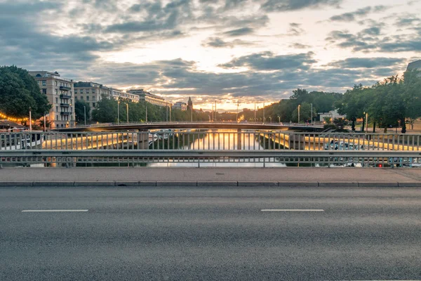 Wschód Słońca Moście Nad Rzeką Aura Aurajoki Turku Finlandia — Zdjęcie stockowe