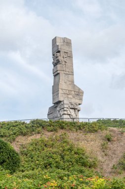 Gdansk, Polonya - 14 Ağustos 2021: Westerplatte. Sahil Güvenlik Anıtı.