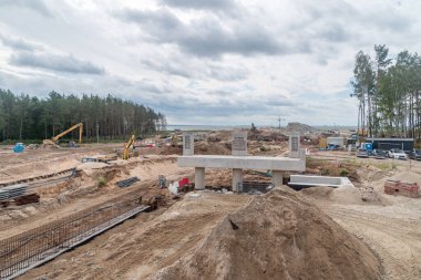 Skowronki, Polonya - 17 Ağustos 2021: Skowronki 'de Vistula Spit kanalı yapım aşamasında.