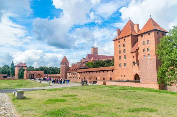 Malbork Poland Серпня 2021 Літній Вид Замок Тевтонських Лицарів Мальборку — стокове фото