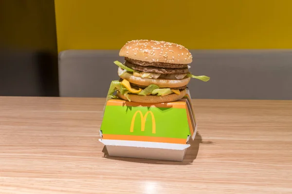 Oslo Norveç Eylül 2021 Mcdonald Double Big Mac Sandviçi — Stok fotoğraf