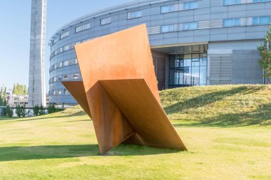 Gardermoen, Norveç - 25 Eylül 2021: Oslo Gardermoen havaalanı yakınında sanat.