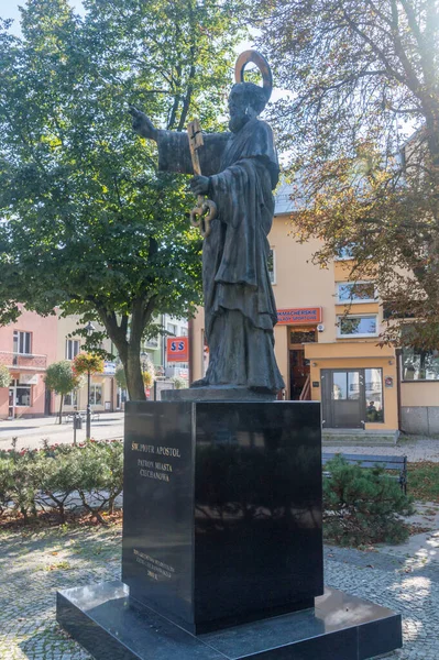 ポーランドのシケモウ 2021年10月3日 聖ピーター像 シケモウの街の守護者 — ストック写真