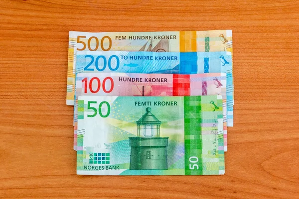 Banknoty Korony Norweskiej Drewnianym Stole — Zdjęcie stockowe