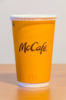 Pruszcz Gdanski, Polonya - 14 Kasım 2021: McDonald Mata menüsü..