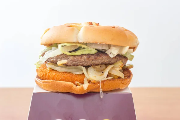 Pruszcz Gdanski Polônia Janeiro 2022 Mcdonald Burger Drwala Com Cebola — Fotografia de Stock