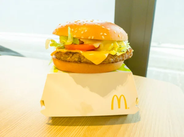 Могилани Польша Ноября 2021 Года Сэндвич Mcdonald Mac — стоковое фото