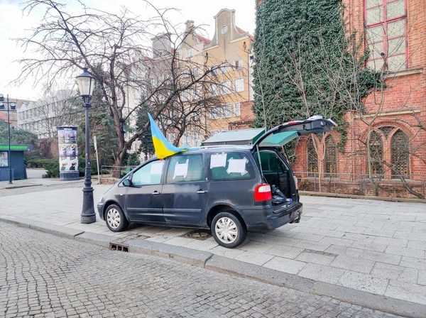 Gdansk Poland March 2022 Car Collecting Gifts Ukraine War Russia — Stock Photo, Image