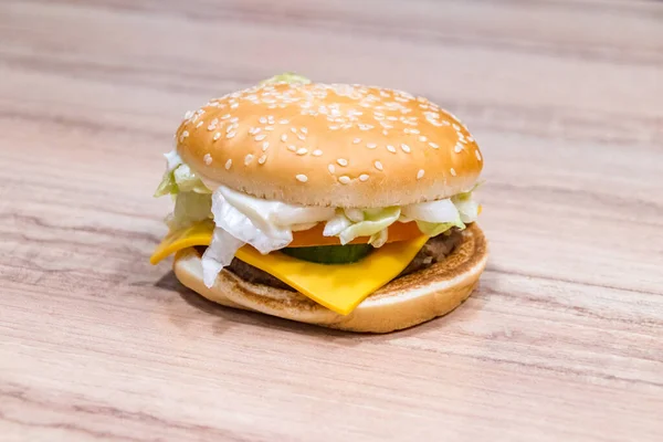 Кутаиси Джорджия Марта 2022 Mcdonald Mcfresh Burger — стоковое фото