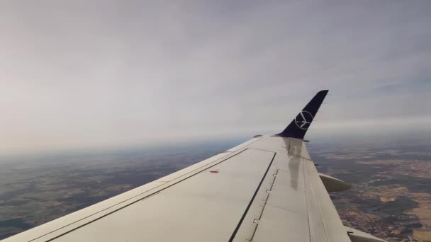 Gdaňsk Polsko Dubna 2022 Letadlo Logem Lot Lot Polish Airlines — Stock video
