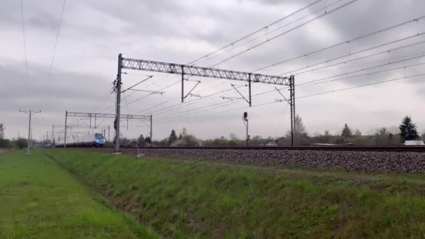 Radunica Polônia Maio 2021 Trem Pkp Alstom Pendolino — Vídeo de Stock