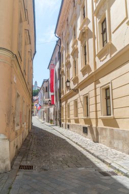 Bratislava, Slovakya - 31 Mayıs 2022: Bratislava 'daki Prepostska Caddesi.