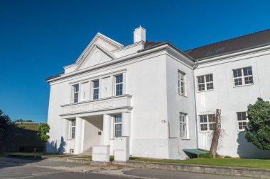 Bratislava, Slovakya - 31 Mayıs 2022: Bratislava 'daki Merkür Okulu.