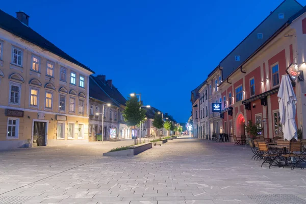 Maribor Eslovenia Junio 2022 Vista Nocturna Calle Peatonal Del Casco —  Fotos de Stock