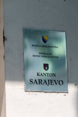 Saraybosna, Bosna-Hersek - 3 Haziran 2022: Saraybosna Kantonu 'nun imzası.
