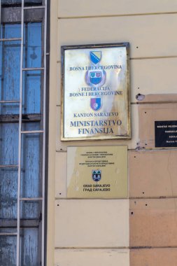 Saraybosna, Bosna-Hersek - 3 Haziran 2022: Saraybosna Kantonu Maliye Bakanlığı Amblemi.