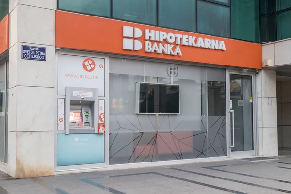 Podgorica Montenegro June 2022 Hipotekarna Banka Universal Commercial Bank — Foto de Stock