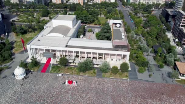 Tirana Albania June 2022 Aerial Static View National Theatre Opera — Stockvideo