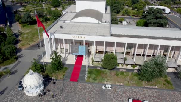 Tirana Albania June 2022 Static Aerial View Entrance National Theatre — Stockvideo