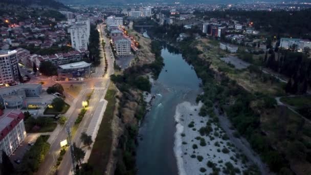 Podgorica Karadağ Haziran 2022 Moraca Nehri Üzerindeki Hava Manzarası Sabahın — Stok video