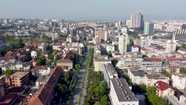 Pristina Kosovo June 2022 Aerial Ascending View City Center Pristina — Vídeo de stock