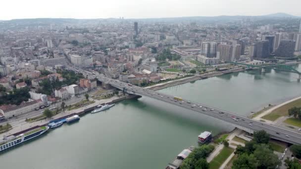 Belgrade Serbia June 2022 Aerial View Traffic Brankov Bridge Belgrade — Vídeo de stock