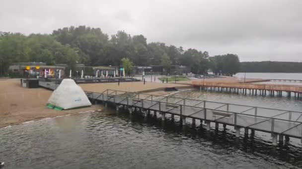 Olsztyn Poland June 2022 Sandy Beach Ukiel Lake Rainy Day — Stock videók