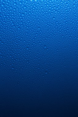 Saptırıcı boncuk nano etkisi tau lotuseffekt mavi mühürleyen iter su damla yağmur