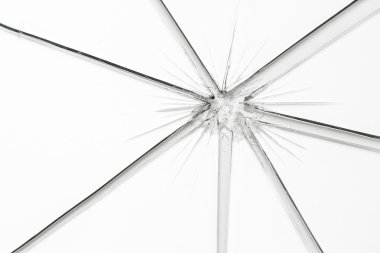 glassbreak cam çatlak kırık parçaları hırsızlığı hırsız kaza hasar sigortası splinter