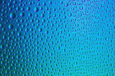 Waterdrops spektral degrade mavi okyanus yeşil renkleri gökkuşağı renkli boncuk lotuseffekt tau sızdırmazlık