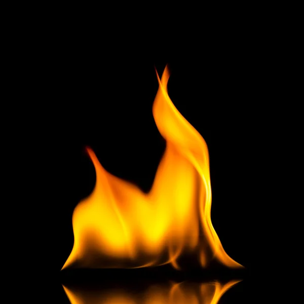 Oheň plamen explozi černé značky sporák grilovací krb ostré táborák sopka žhářství zeď — Stock fotografie