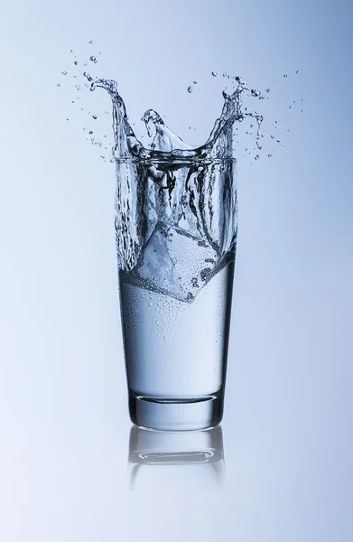 Drinking water splash dew ice ice diet health willi cup mineral water drink glass Stock Photo