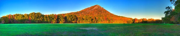 Pinnacle berg panoramisch Rechtenvrije Stockfoto's