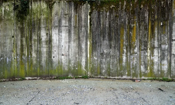 Parede de concreto com cascalho — Fotografia de Stock