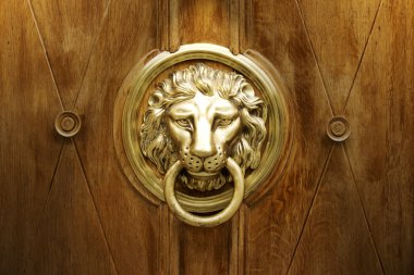Aslan baş kapı tokmağı, antik tokmağı