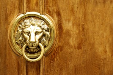 Aslan baş kapı tokmağı, antik tokmağı