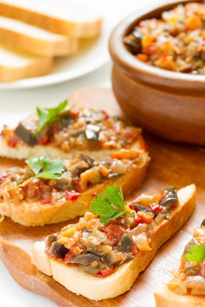 Sandwiches with eggplant caviar close-up — Stock Photo, Image